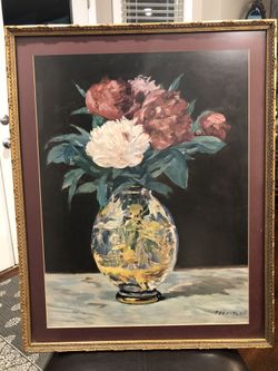 Large Vase With Flowers Picture