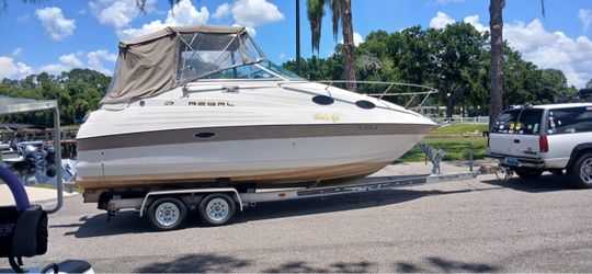 24 ft Regal beautiful lake boat very well kept engine is pristine