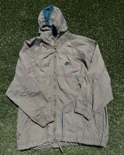 Vintage Nike Long Windbreaker🔥 size Large, taking offers‼️‼️