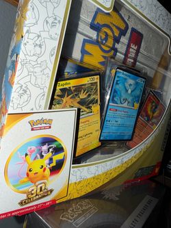 Pokemon TCG “30th Celebration Poster Collection”