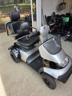 Barely Used Afikim S4 Heavy-duty Recreational Mobility Scooter 