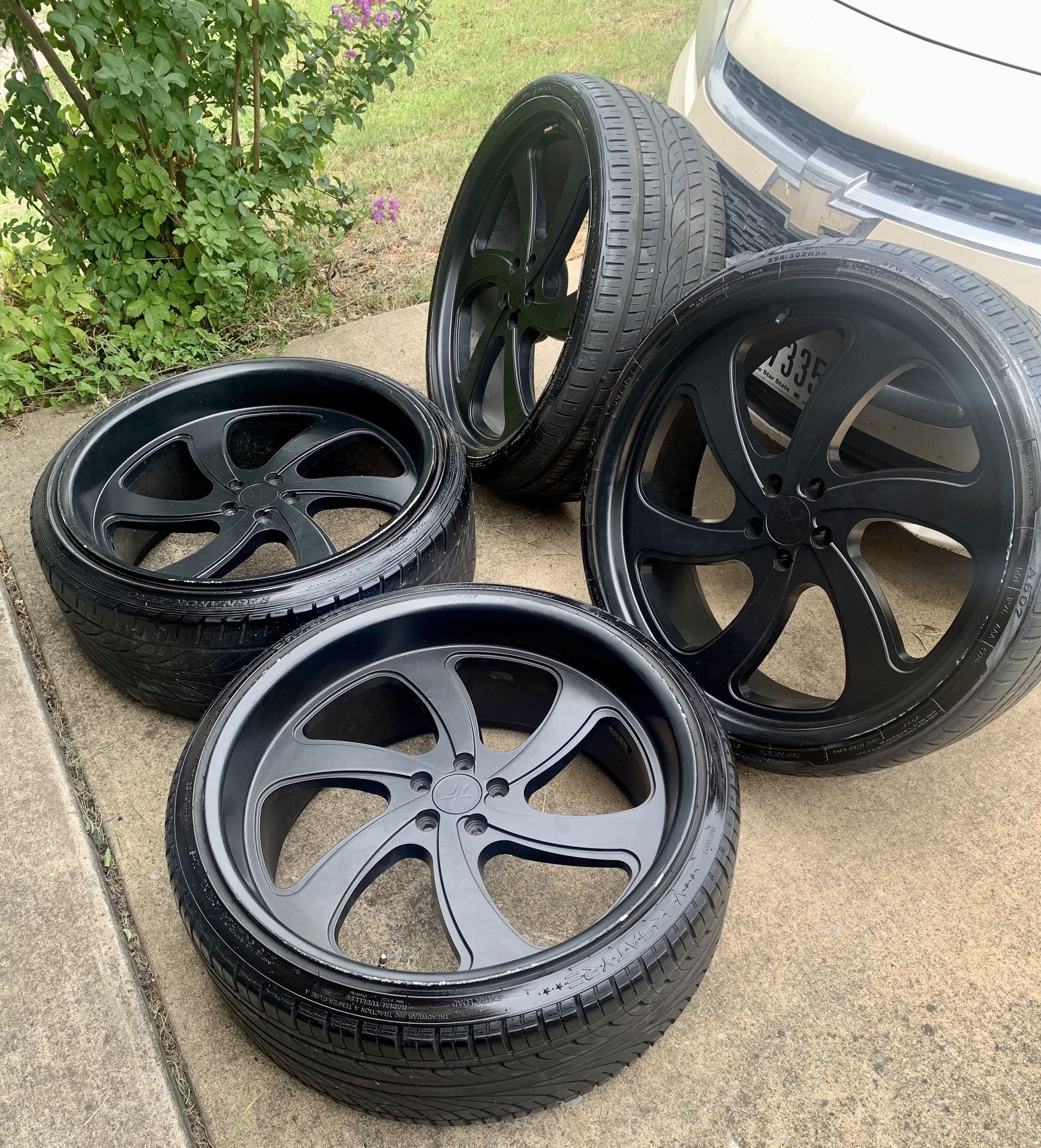 24” Staggered Infamous Wheels 5x115