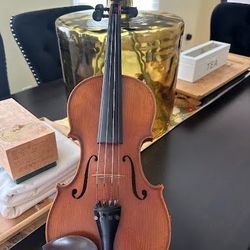 Hammond Ashley Hand-Carved Violin