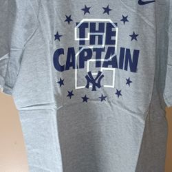Men’s Nike Dri-Fit Yankees "The Captain" Jeter Sweatshirt Size

