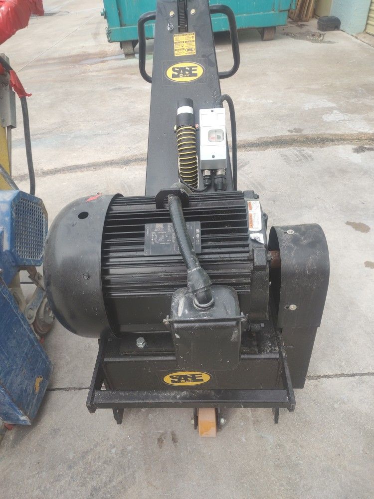 Concrete scarifier