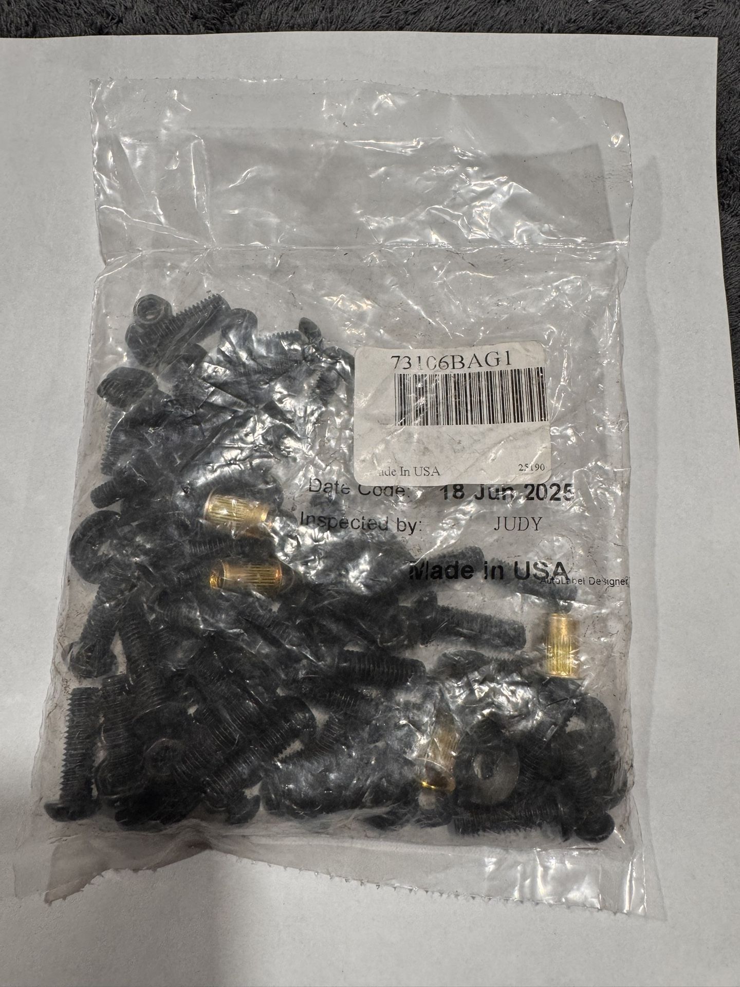 73106 bolts And Nuts Bag1 B2)