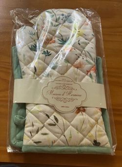 New Set of 100% Organic Cotton Apron & Oven Mitt & Pot Holder