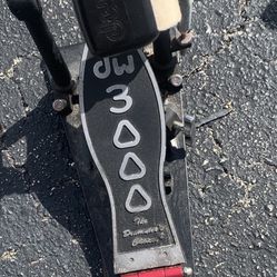 DW Bass Drum Pedal For Drum Set! 