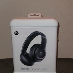 Dre Beats Studio Pro Headphones -New In Box (Black)