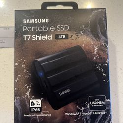 Portable SSD : T7 Shield 4 TB