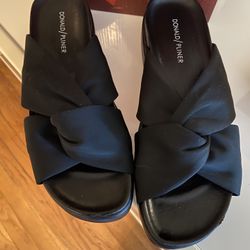 Donald Pliner Sandal 