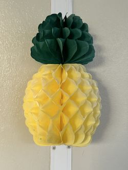 Hawaiian Style Party Favors And Happy Birthday Banner