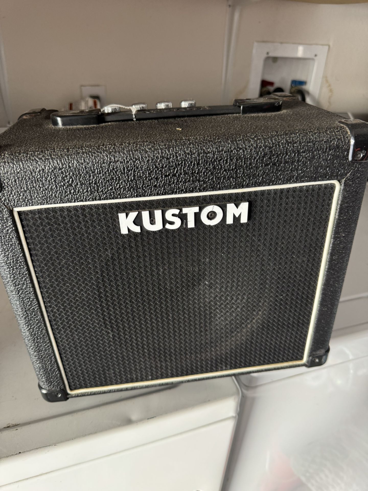 Kustom tube 12a Amp