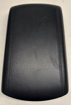 2017 Ford Edge Armrest/Center Console Lid Black Vinyl Black Stitch (Ebony)