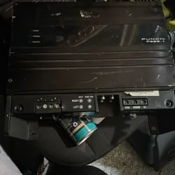 Punch P325 Amplifier