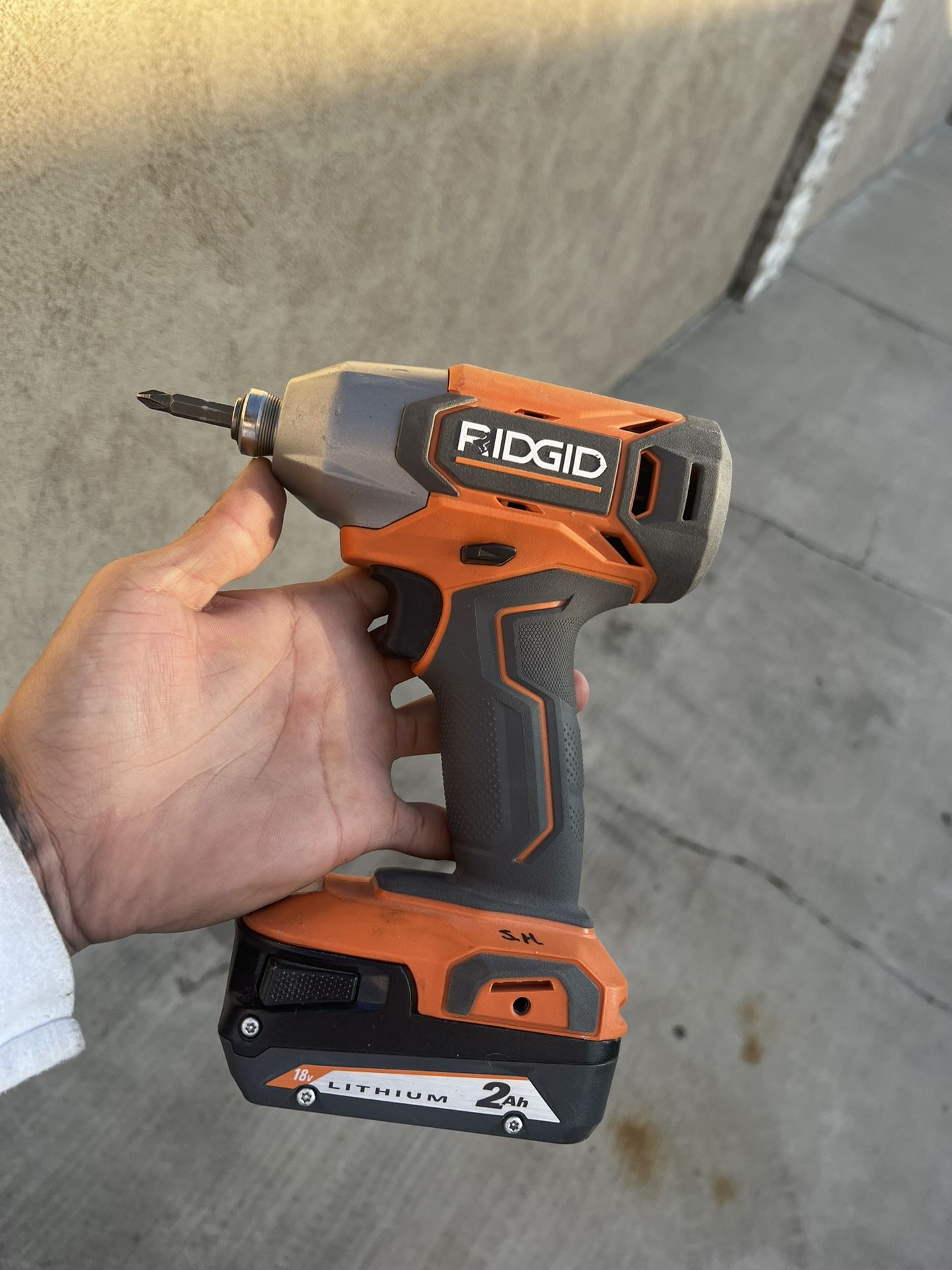 18V Brushless Cordless 2-Tool Combo Kit with Hammer Drill, Impact Driver, (2) Batteries, Charger, and Bag