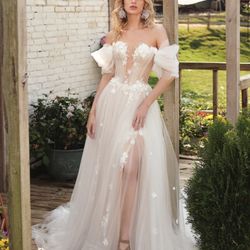 Chic Nostalgia Dior Wedding Gown Size 0