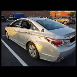 2014 Hyundai Sonata Hybrid