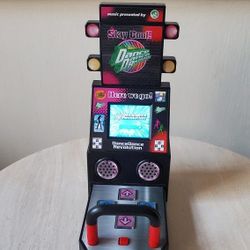 Arcade Boardwalk Arcade Dance Dance Revolution, Red, Miniature

Cute Hand Held
