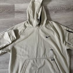 Nike Men’s Therma-Fit Hoodie