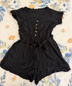 Women’s Short Sleeve Romper with Tie Waist