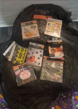 Miscellaneous Halloween and pumpkin decorations