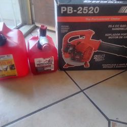 Blower With Gas And Gas ⛽ Cans 