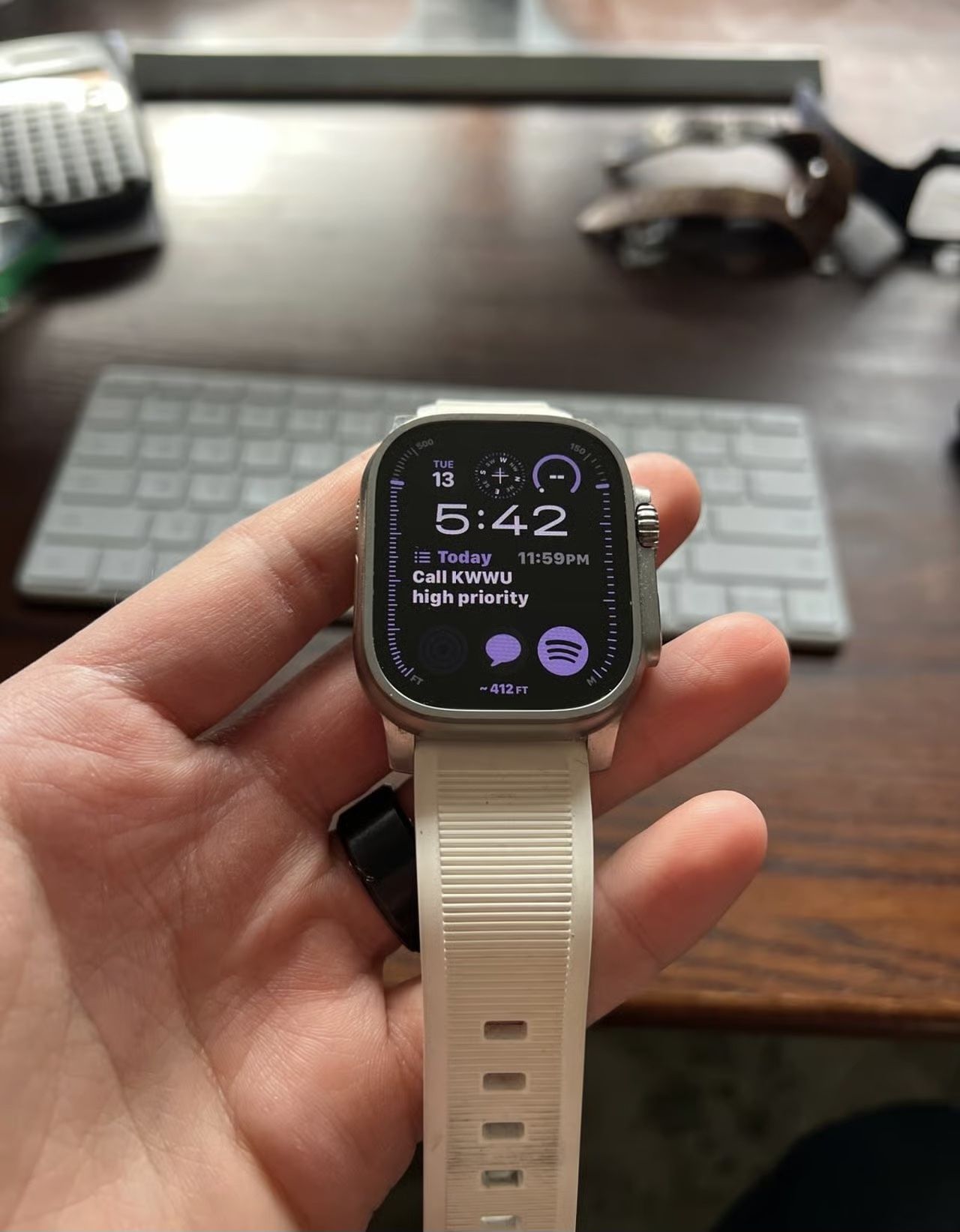 Apple Watch Ultra 2 49MM Titanium Cellular + GPS