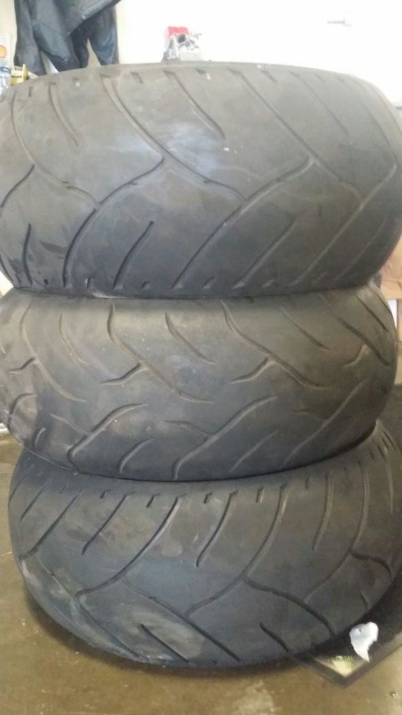 250/40/18 motorcycle fat tires dunlop