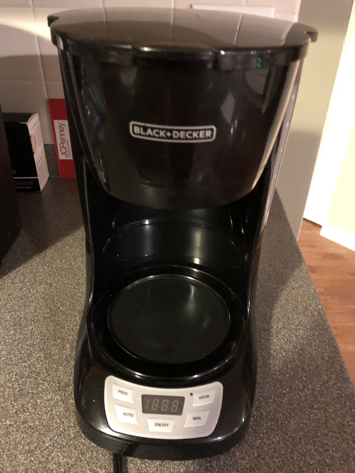 Black & Decker coffee maker. (No Pot)