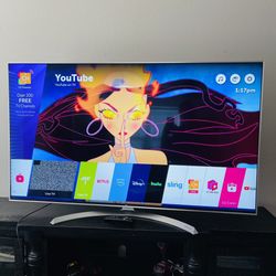 L/G 70” Smart Tv HDR UHD 4k! 7-Series!