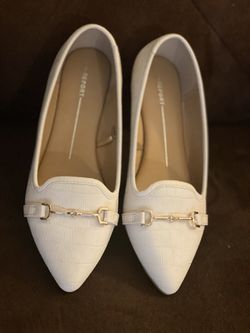 White Flats Size 7