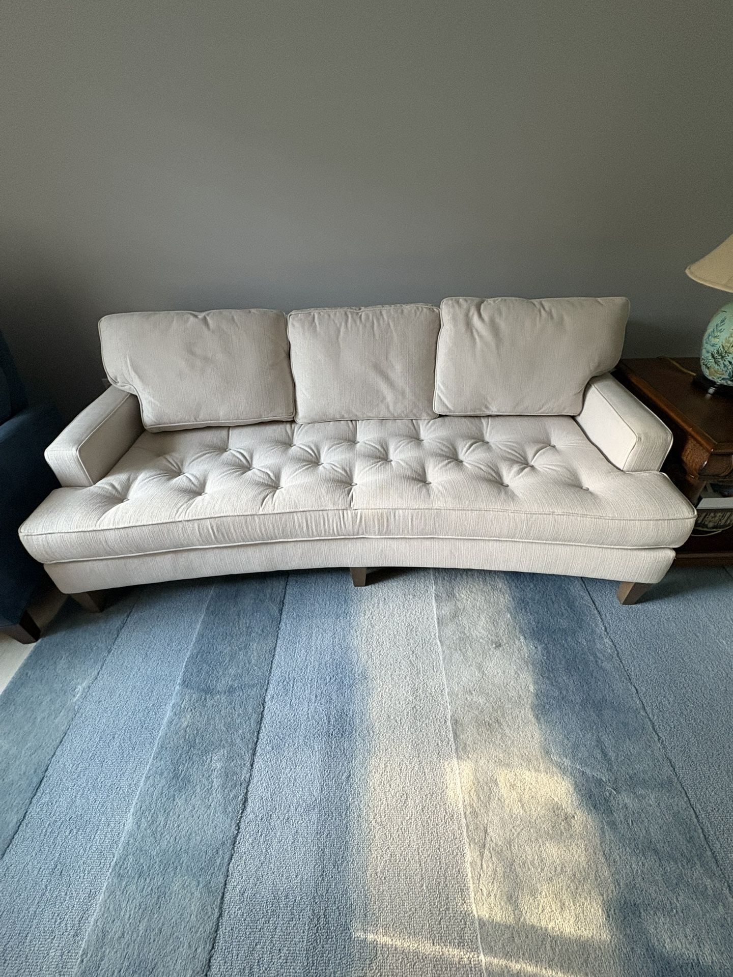 “Gianna” Sofa