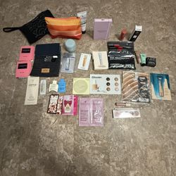 Beauty Skin Care Makeup Perfume Samples Lot 3 Bags Included Juicy Couture Bare Minerals Chloe Gucci Clinique 