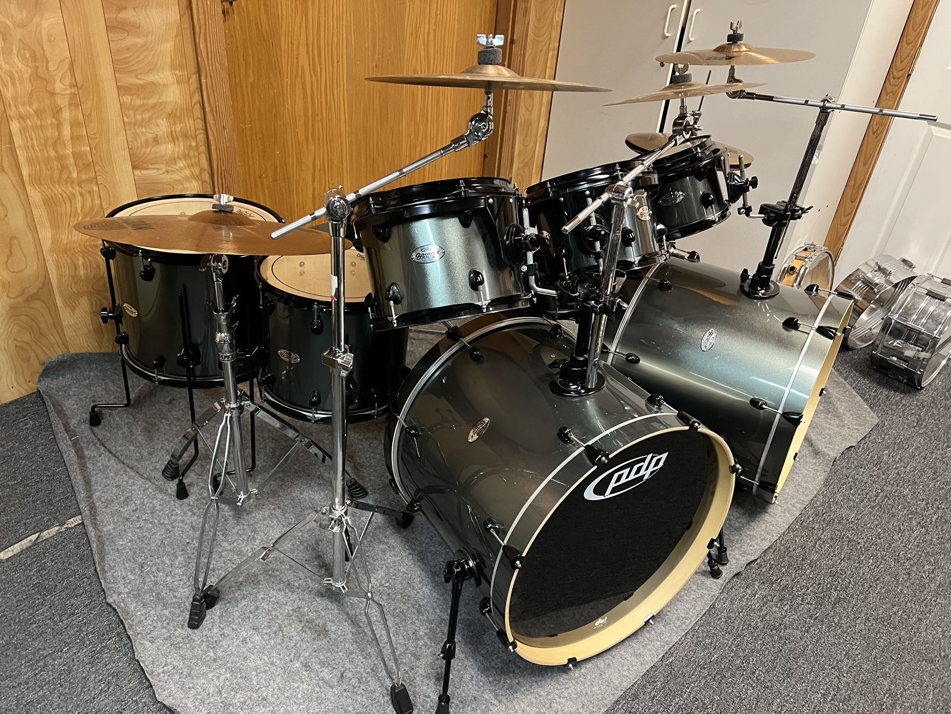 8 Pc Double Bass Drums With Cymbals!