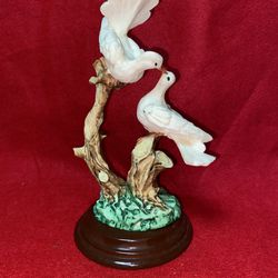 8 Inch Painted Alabaster Doves Statue Imported From Greece 