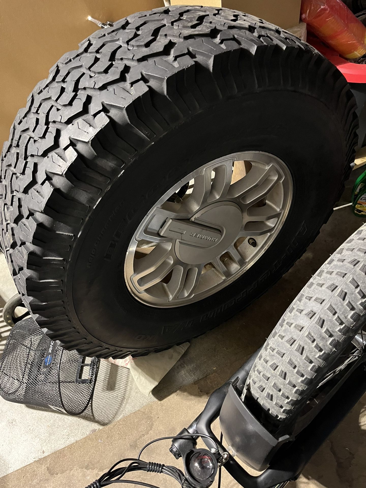 Hummer H3 Stock Spare Rim Aluminum 