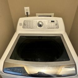 2011 Kenmore Elite Top Load Washing Machine 