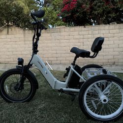Lectric Foldable E-Trike