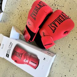 Everlast Boxing Gloves – Red & Black (Adult Size, Barely Used)