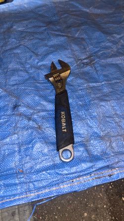 Kobalt 6-Inch Adjustable Wrench with Comfort Grip | Llave Ajustable Kobalt de 6 Pulgadas