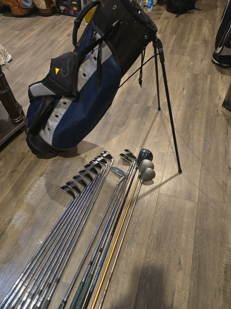 COMPLETE GOLF CLUBS SET WITH STANDBAG (13 CLUBS SET)