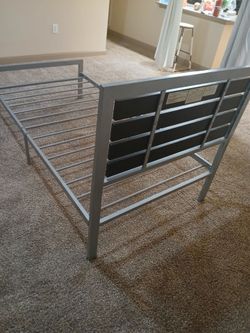 Frame bed - Twin