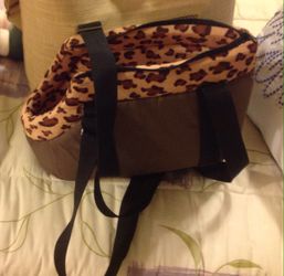 Little soft sling carrier for small dog brown Leopard trim