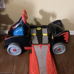 Toddler Ride On Batmobile With Lights And Sound/ Ex Cond 