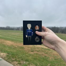 Joe Biden divot tool