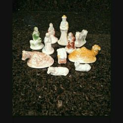 Vintage Chalkware 11pc Mini Nativity Figurines