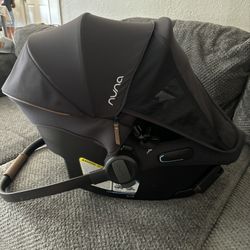 Nuna Pipa Car Seat