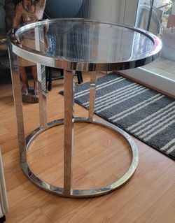 ROUND GLASS AND ALUMINIUM SIDE TABLE