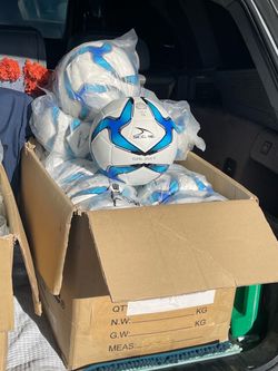 Score Soccer Balls size 4